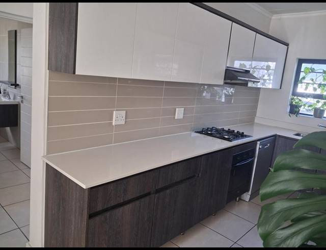 3 BEDROOM APARTMENT FOR SALE IN SANDOWN
